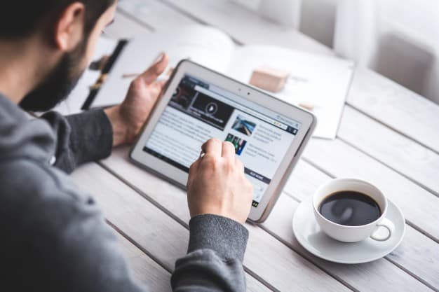 A man visiting a mobile optimized website